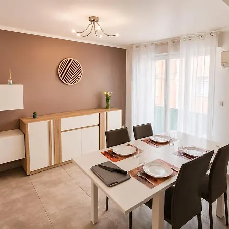 Maison Avec Garage Climatisee A 10 Min Des Plages 4 Couchages Sérignan