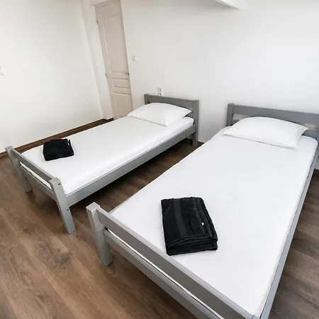 Maison Avec Garage Climatisée à 10 Min Des Plages 4 Couchages